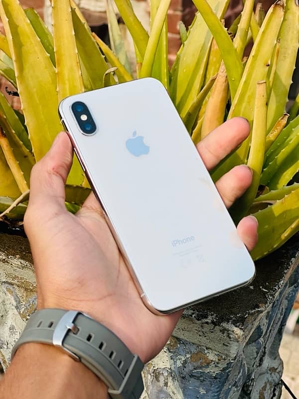 iphone X ( Pta Approved )  ALL OKA 03269969969 whatsapp and local 4