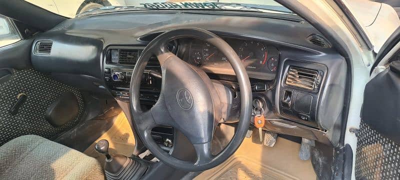 Toyota Corolla XE 1998 9