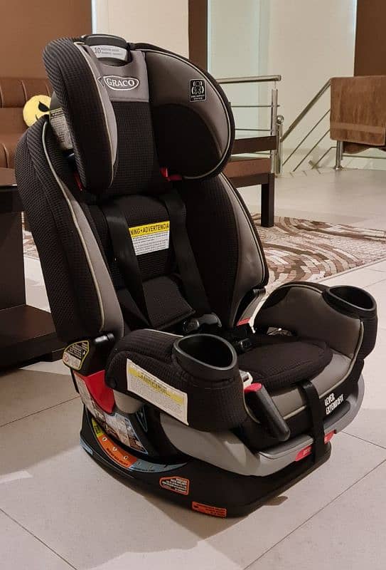 GRACO Car Seat ISO FIX compatible. 1