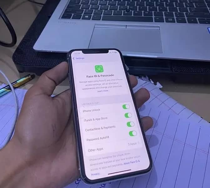 Iphone 11 pro sim glitch 3