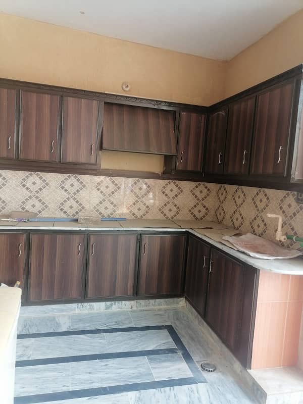 5 marla upper portion available for rent in h 13 Islamabad 2