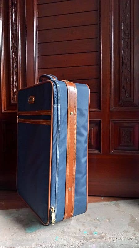 Official Jaguar Luggage Bag 1