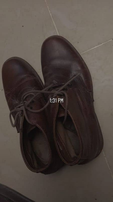 Pure leather 100% condition is very nice 0