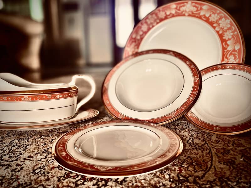 Noritake Burnt orange 12 plate setting dinner set 98 pieces 9