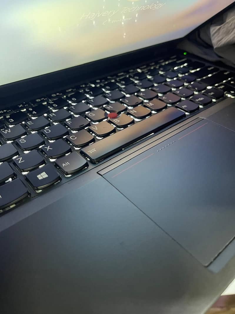 Lenovo Thinkpad T440p (NVIDIA GeForce 730M 01 GB) 1