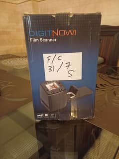 Negative film scanner