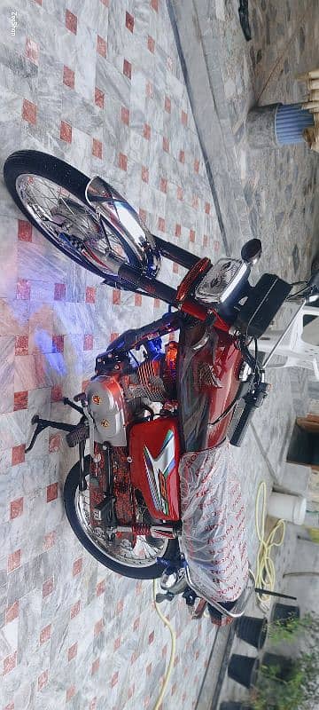 Honda 125, 2023 8th month fresh brand new 9