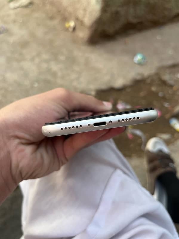 IPhone 11 non pta jv 3