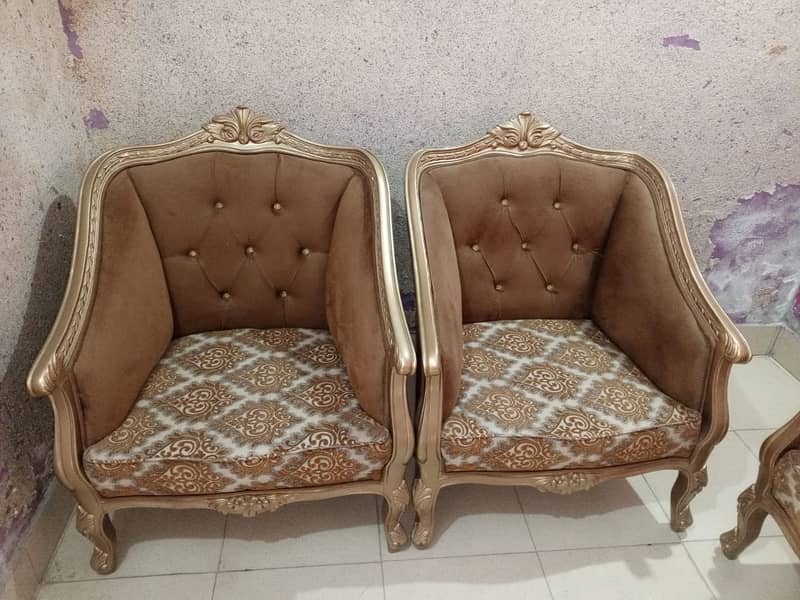 5 Seater Sofa Set for Sale - New Condition 2