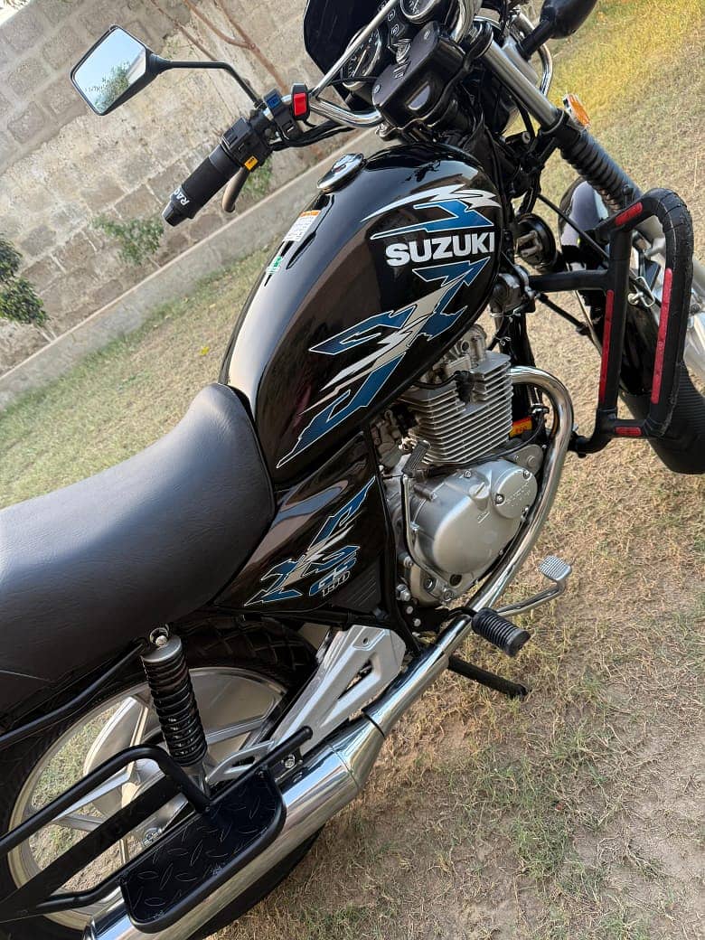 Suzuki GS 150 2022 (03459116378) whatssapp 1