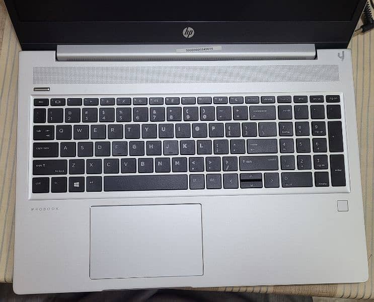 Laptop HP Ryzen 5 12/512 1