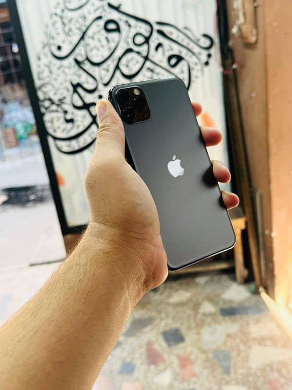 iphone 11 Pro Max 256GB Waterpack 0