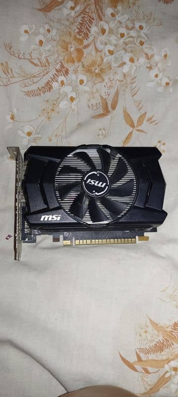 RADEON R7 360 1