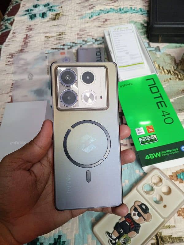 infinix note 40 for sale in excellent condition 0