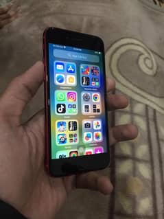 iPhone 8 (urgent sale)