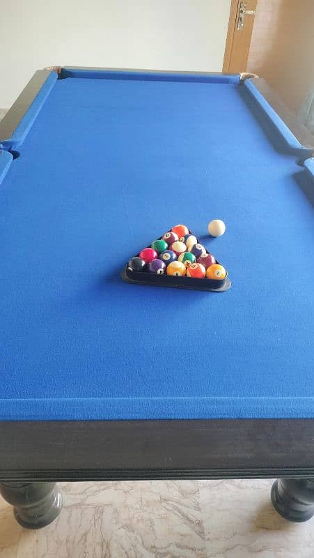 Selling home-used Pool Table with Cues. 2