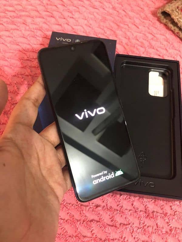 Vivo, V21, Excellent condition, Original Charger 0