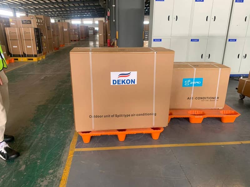 Dekon 4-way Cassette unit with T3 compressor Heat & Cool DC Inveter 6