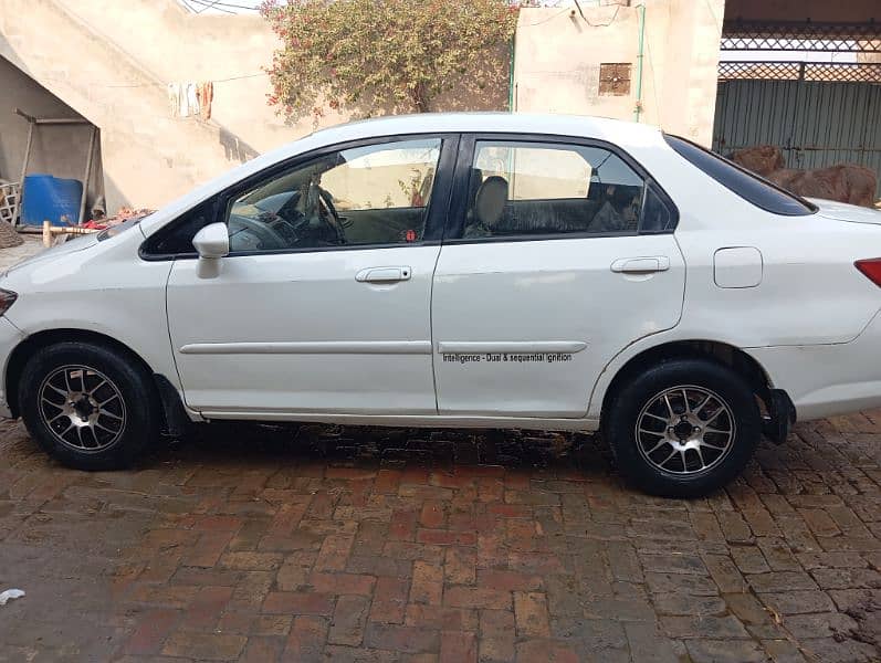 Honda City IDSI 2005 6