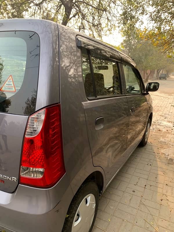 Suzuki Wagon R 2020 fully Geniun new piece of car just buy and drive. 10