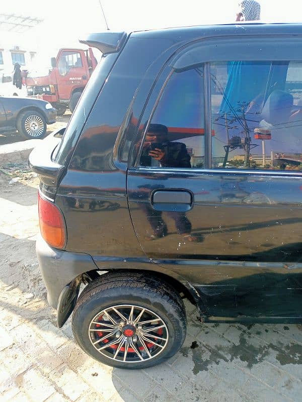 Daihatsu Cuore 2000 7