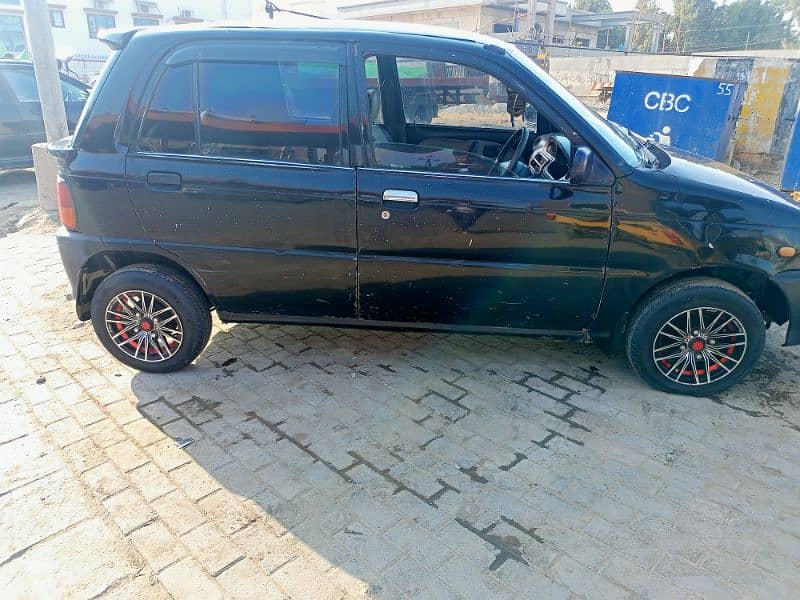 Daihatsu Cuore 2000 15