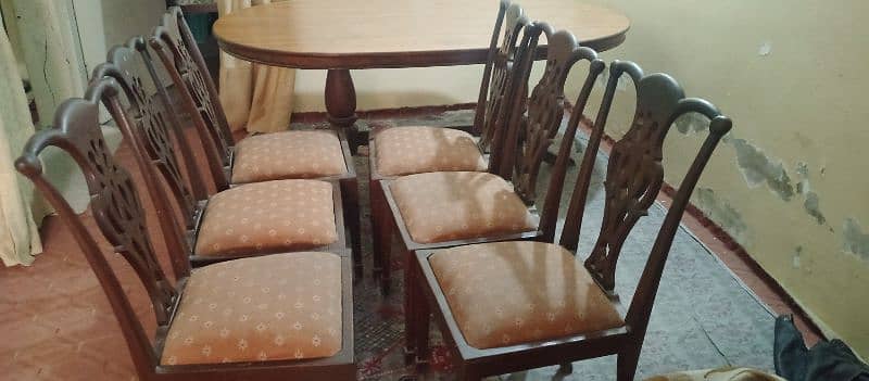 wooden 6 seater dinning table 1