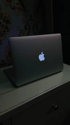 MacBook