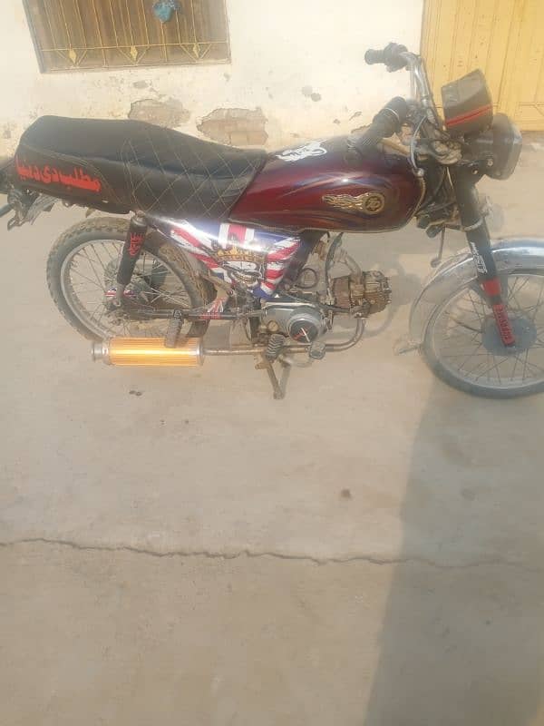 Dhoom bike 2012 model Pindi number decoments complete orignal tapy hai 0