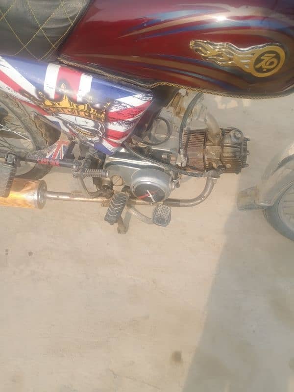 Dhoom bike 2012 model Pindi number decoments complete orignal tapy hai 4