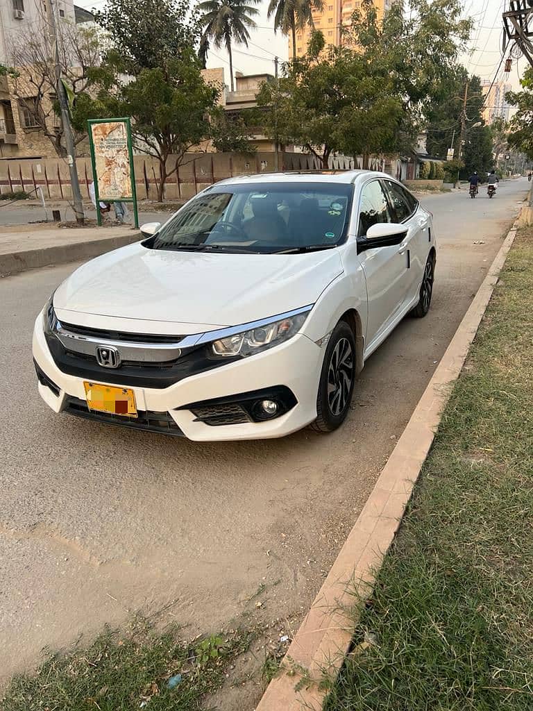 Honda Civic UG 2017 1