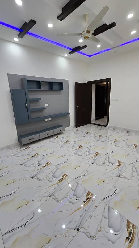 1 Kanal Brand New Modren Bungalow For Sale In Mongolia park Top location 15