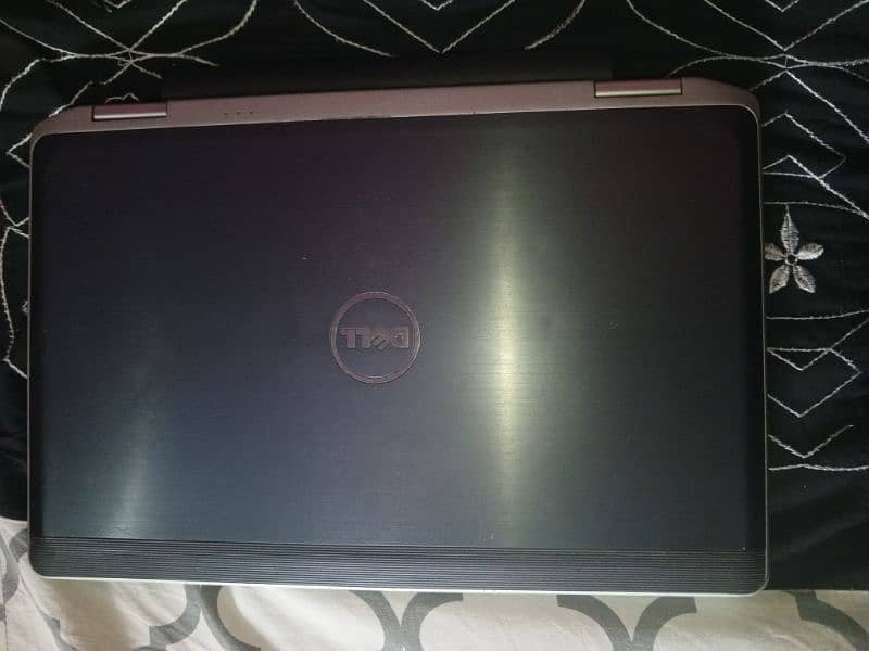 Dell inter(R) core (TM) i7 3