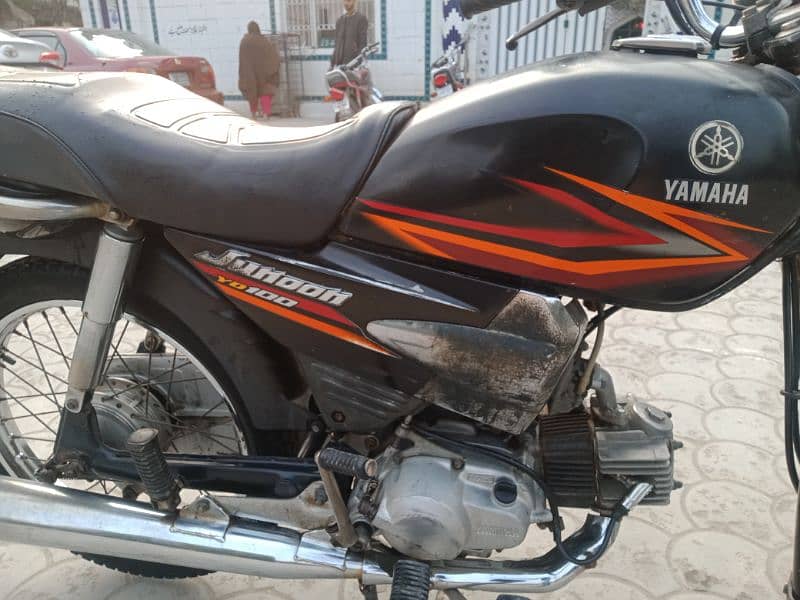 Yamaha 100 Junoon Genuine Japanese 1