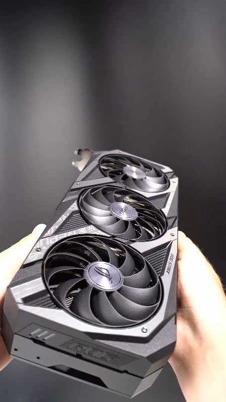 Asus Rog Strix RTX 3070ti With Complete Box 4