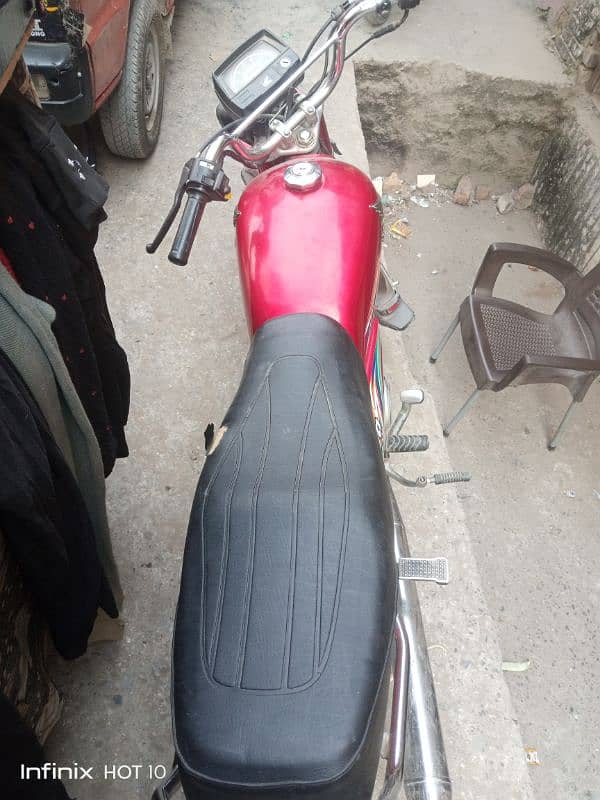 unregistered ha or Honda 70 ha bilkul ok condition ha 10/8 1