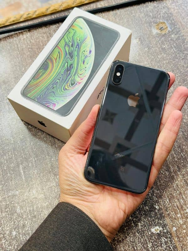 iphone XS 256GB Approved with Box 7