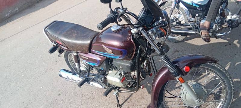 Honda 100 lovers nice condition 11