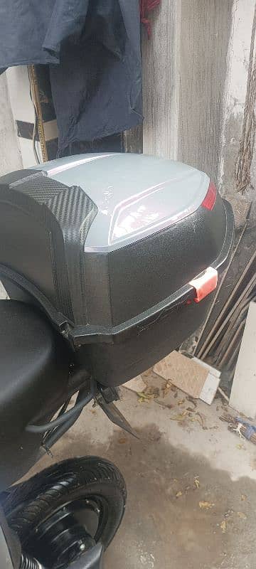 Scooty in excellent condition 6