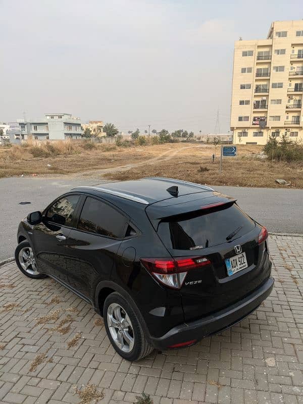 Honda Vezel X package 11