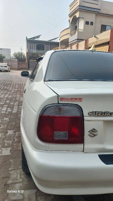 Suzuki Baleno 2004 11