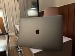 MacBook Pro 2017 in  15.4 inch