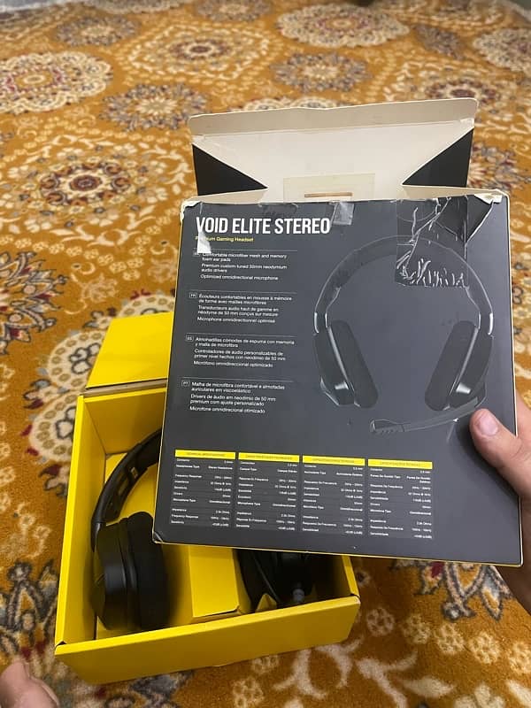 Corsair VOID ELITE STEREO 5