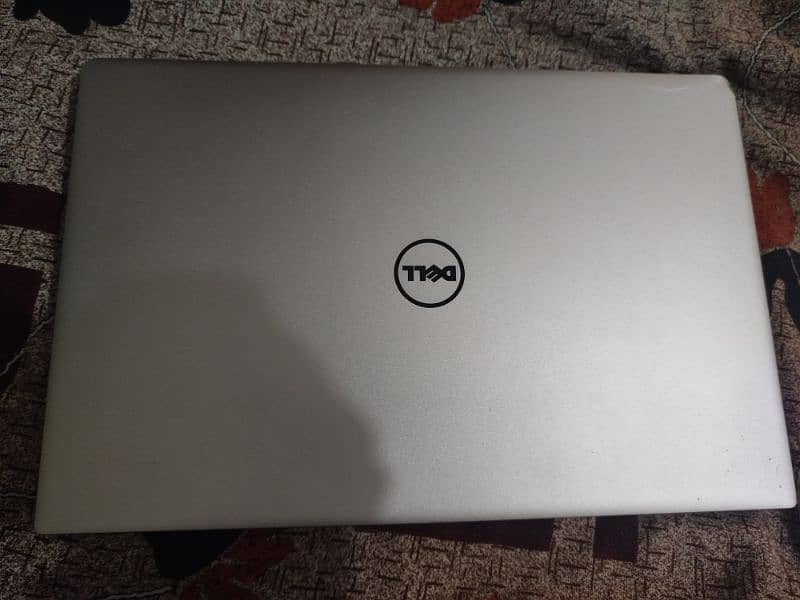 Dell XPS 13 core i5 6th generation 1