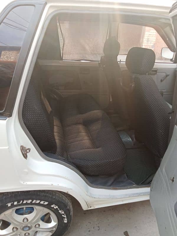 Suzuki Mehran VXR 2014 14