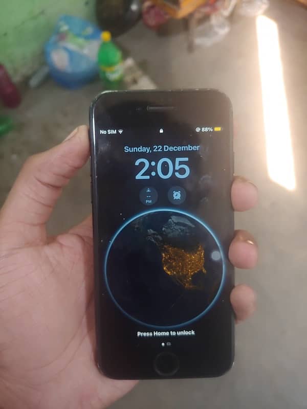 i phone se2020 64 gb black colour exchange possible 0