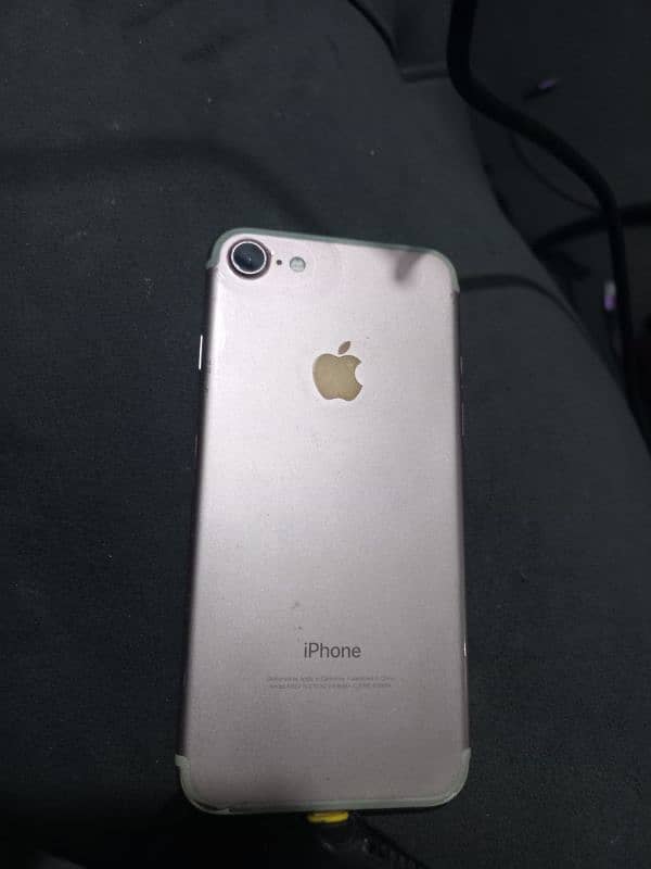 Iphone 7 non pta 32gb in lush condition 3