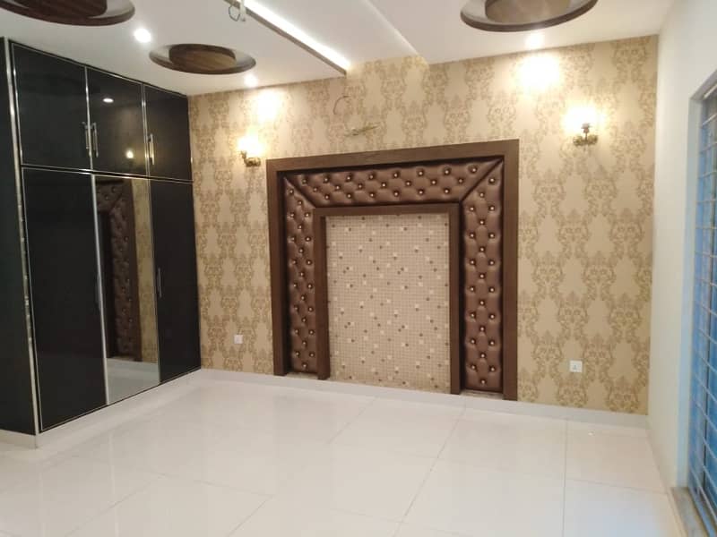 Like New 12 Marla Lower Portion & Basement For Rent In Janiper Block Sector C Bahria Town Lahore 18