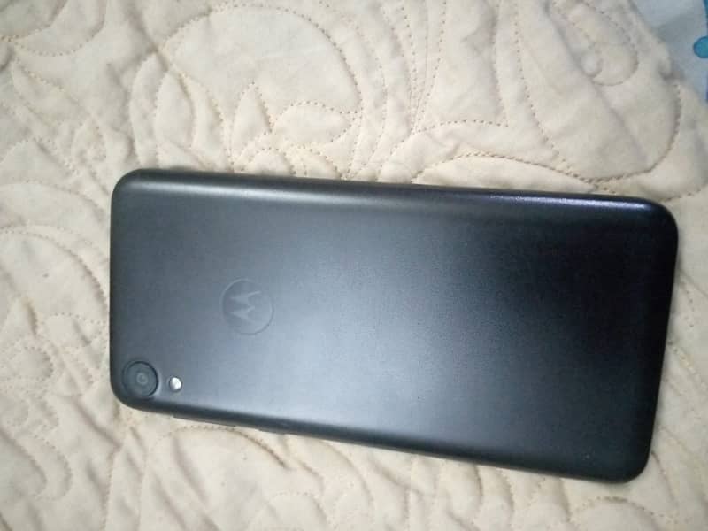 moto e6 0