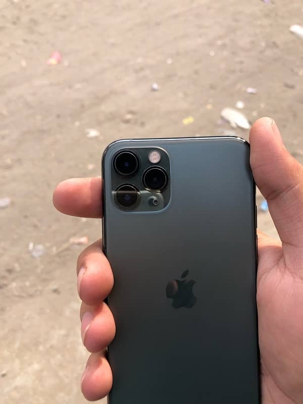 iphone 11 pro sim working 64 gb 5